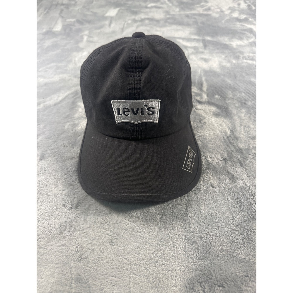 Levis Black Baseball Cap Silver Batwing Logo Adjustable Strap Hat Mens Womens